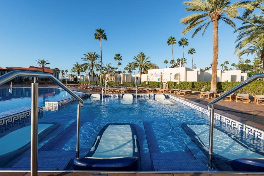 hotel with 2 bedroom bungalows