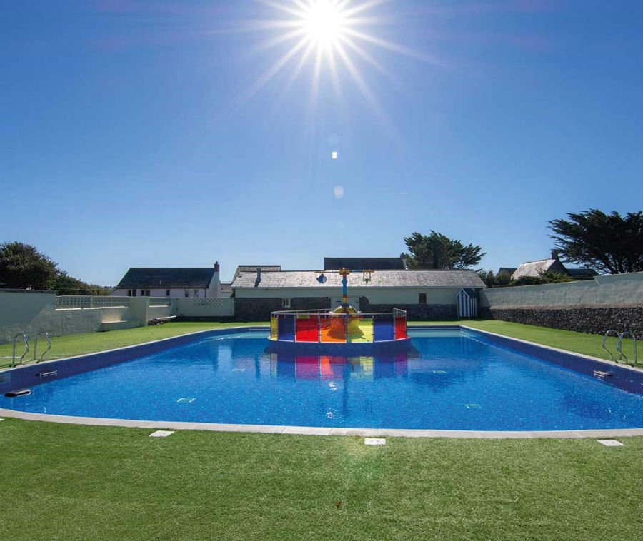 baby and toddler friendly place to stay in cornwall