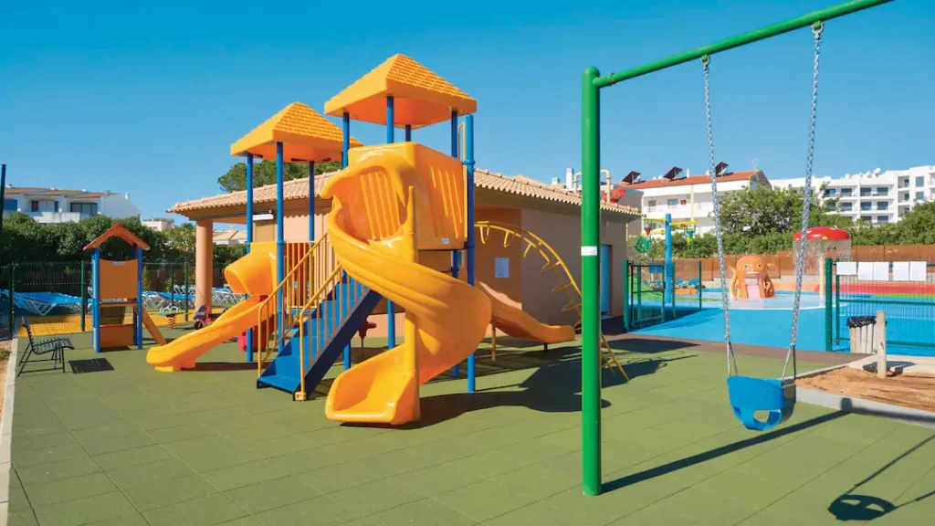 baby and toddler friendly hotel portugal