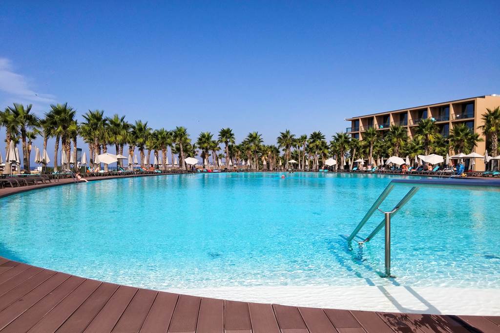 baby and toddler friendly hotel portugal