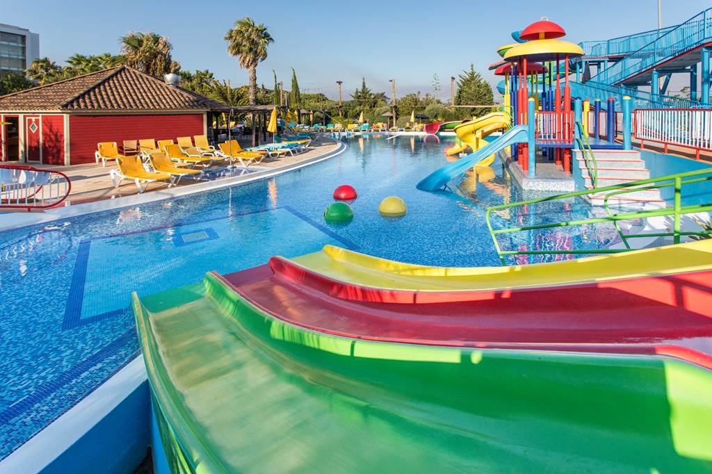baby and toddler friendly hotel portugal