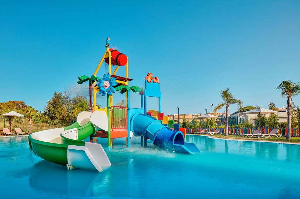 baby and toddler friendly hotel portugal