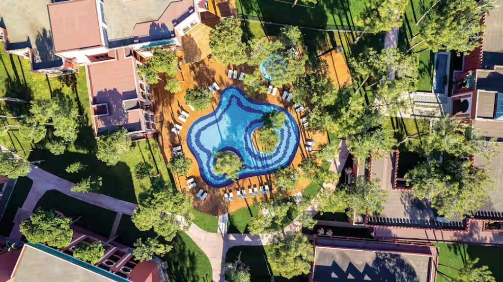 toddler friendly hotel turkey with theme park