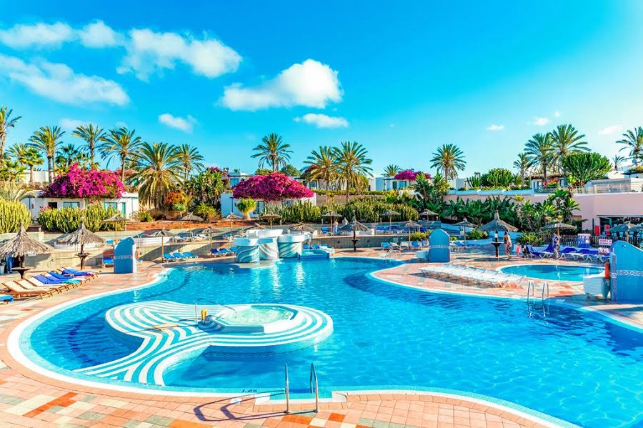 baby and toddler friendly holidays in lanzarote