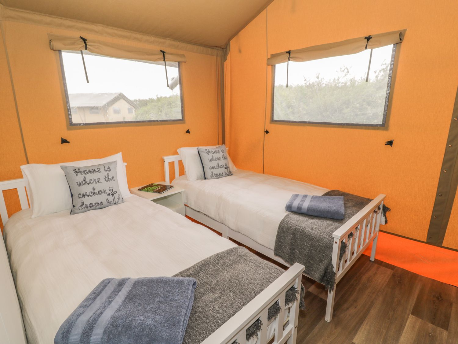 toddler friendly glamping wales