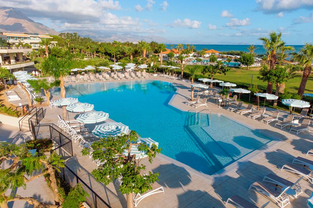 baby and toddler friendly hotel sicily, italy