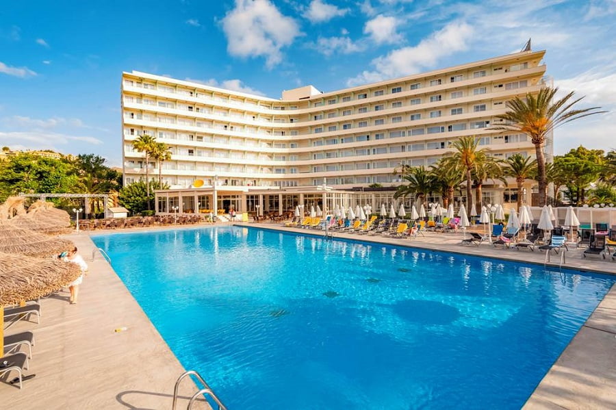 hotel with 2 bedroom apartments