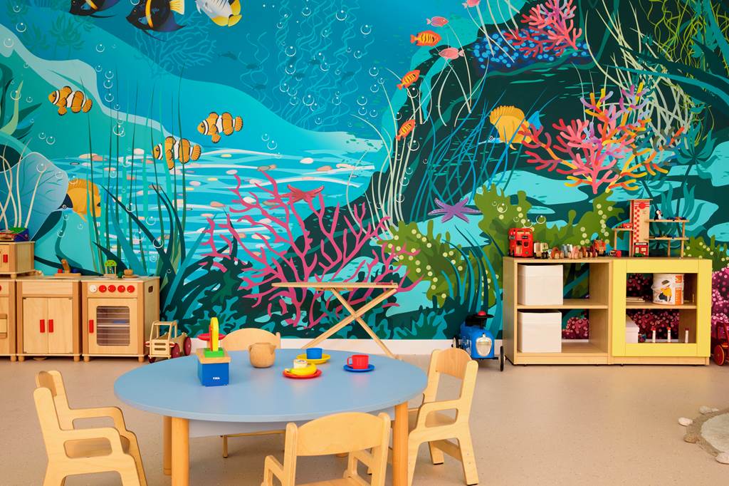 toddler friendly hotel with swim up room