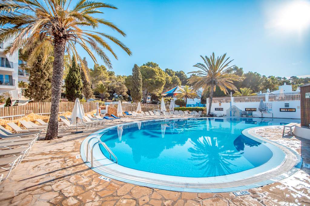 baby and toddler friendly hotel ibiza