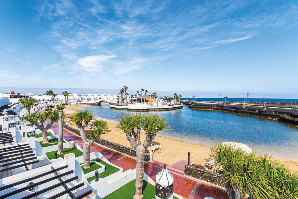 baby and toddler friendly place to stay in lanzarote