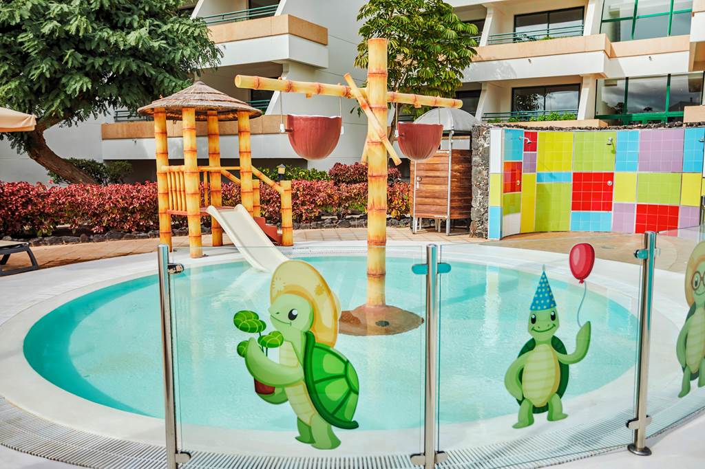 baby and toddler friendly hotel in lanzarotee