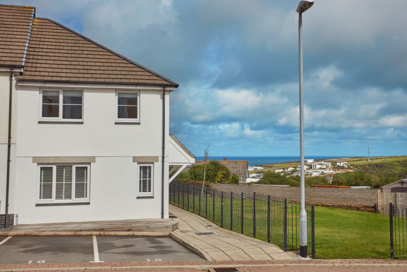 toddler friendly cottage with a garden in cornwall