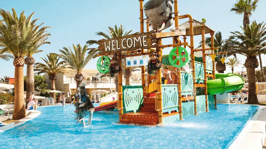 hotel for babies and toddlers in menorca