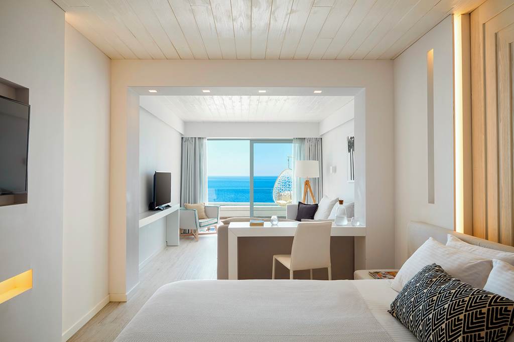 baby and toddler friendly hotel in greece