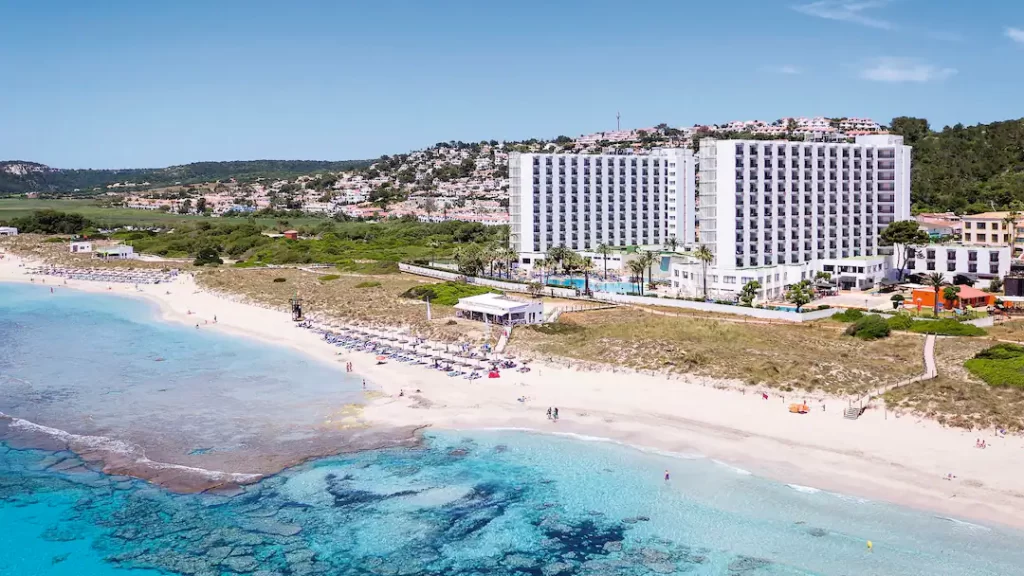 toddler friendly hotel in son bou, menorca