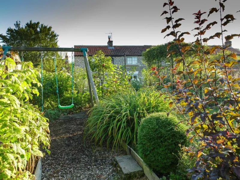 baby and toddler friendly cottage in yorkshire