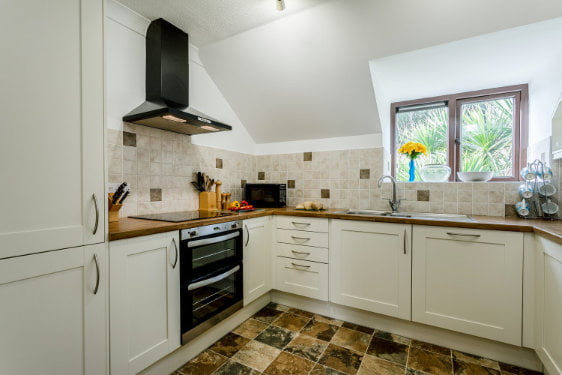 3 bedroom toddler friendly cottage in cornwall