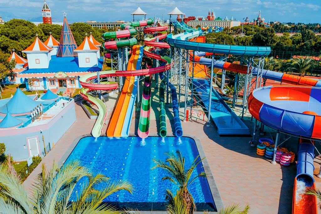 toddler friendly hotel in turkey with a waterpark