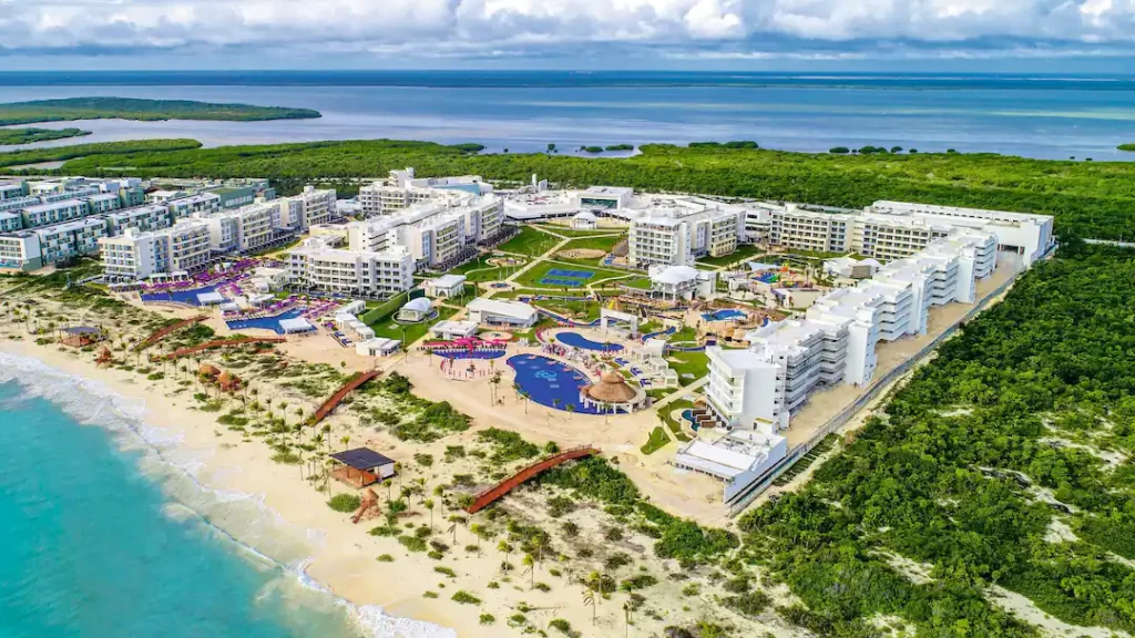 hotel for babies and toddlers in mexico