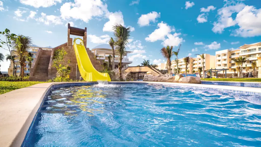 hotel for babies and toddlers in mexico