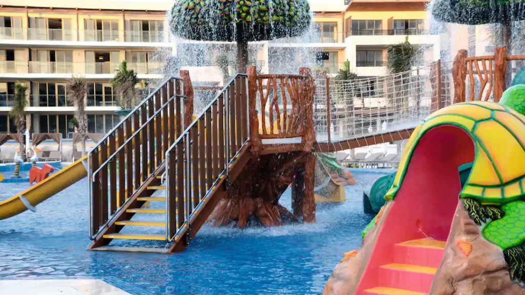 places to stay with babies and toddlers in mexico