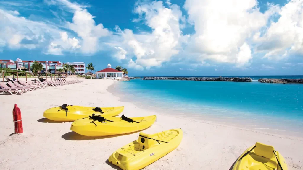baby and toddler friendly hotel in mexico