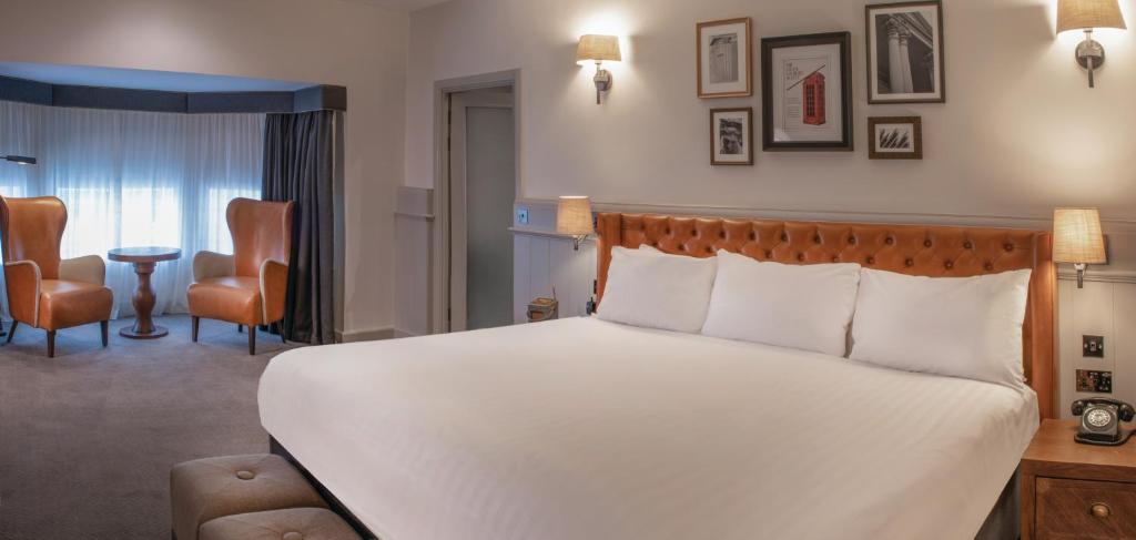 family friendly place to stay near legoland windsor