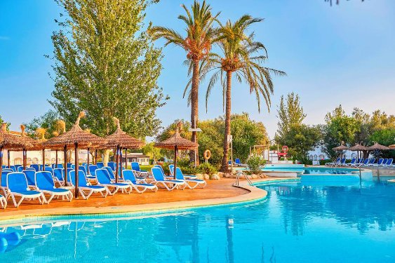 toddler friendly hotel near the beach in majorca