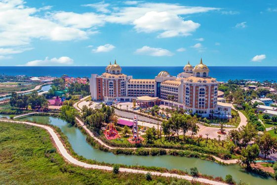 toddler friendly hotel in turkey with a waterpark