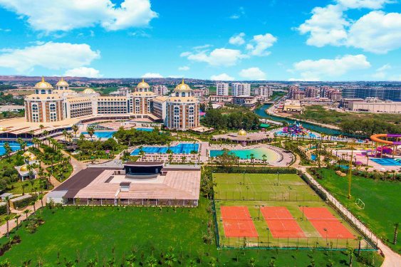 toddler friendly hotel in turkey with a waterpark