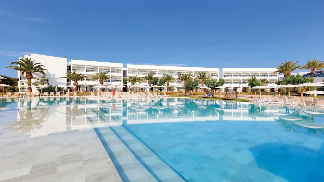 ibiza hotels with splash parks