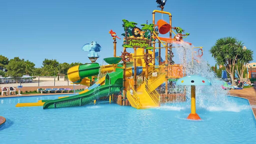 Majorca hotel with a splash park