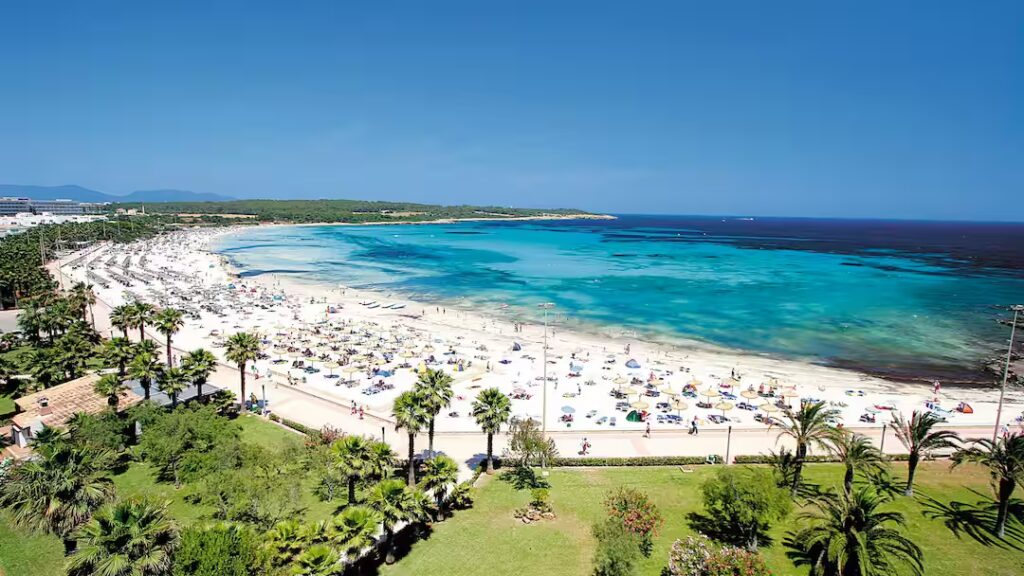 hotel in majorca with a splash park