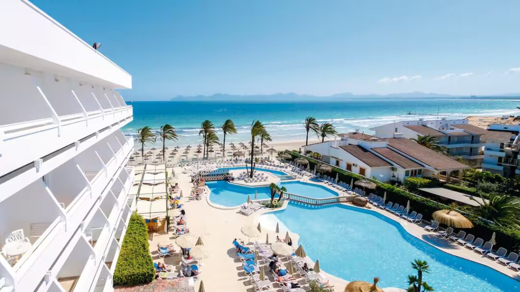 Majorca hotel with a splash park