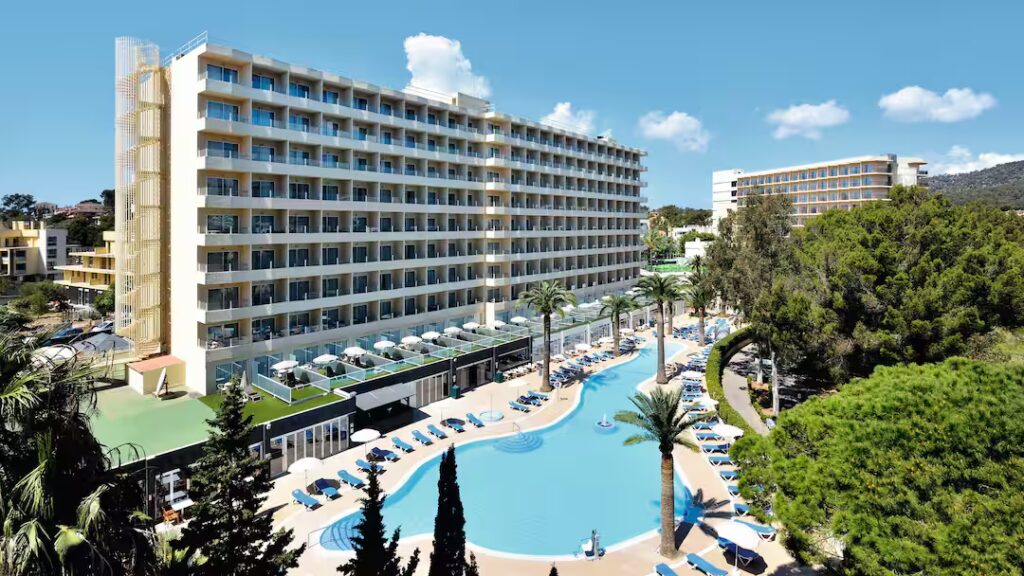 hotel in majorca with a splash park