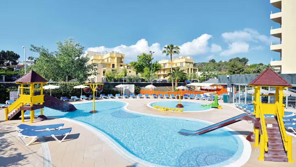 hotel in majorca with a splash park