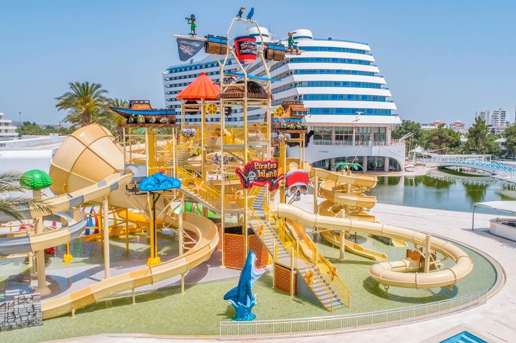 turkey hotel with a waterpark