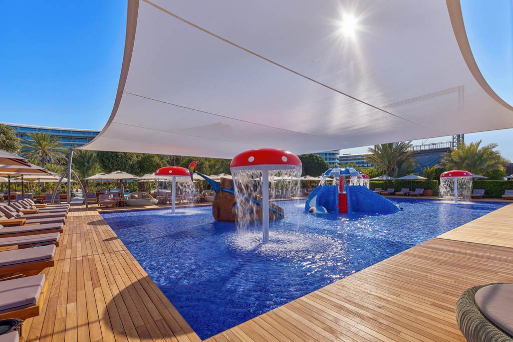 baby and toddler friendly hotel in turkey with a waterpark