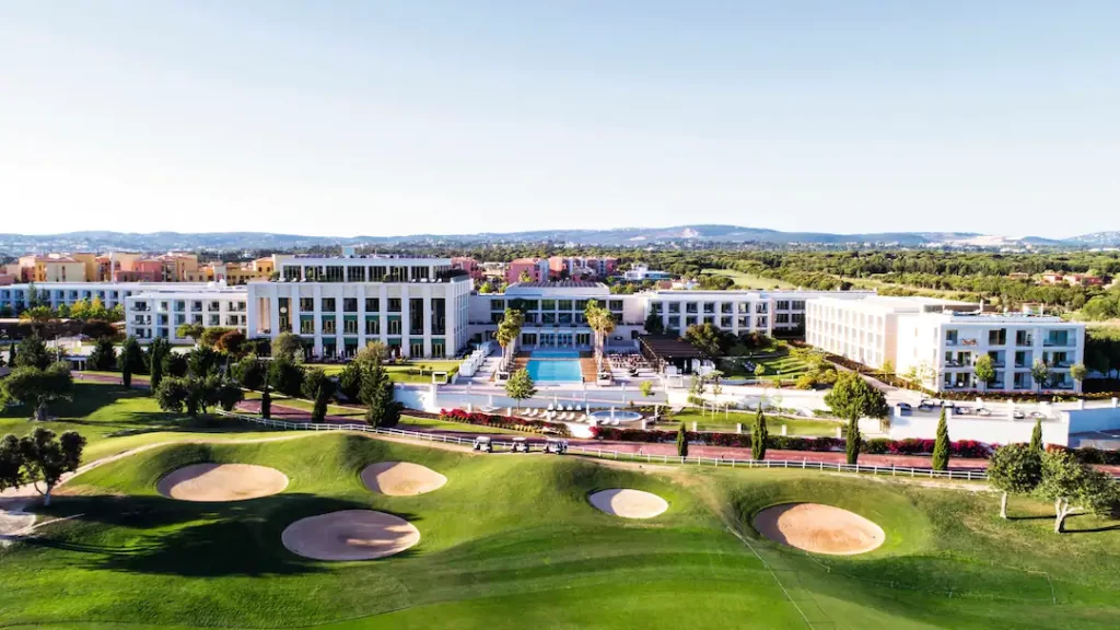 baby friendly hotel portugal