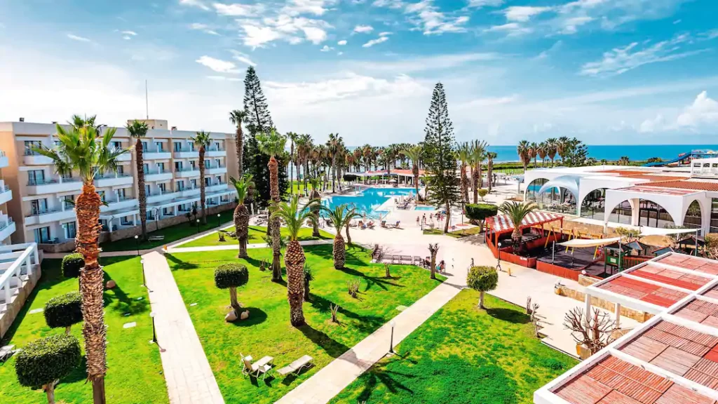 hotel in cyprus with waterpark