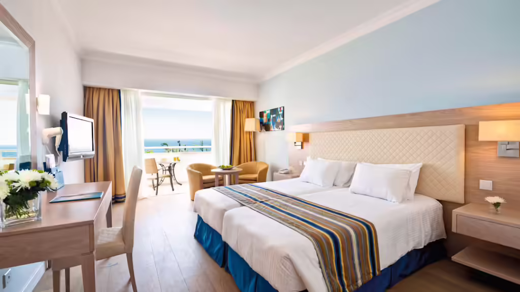 cyprus hotel with a water park