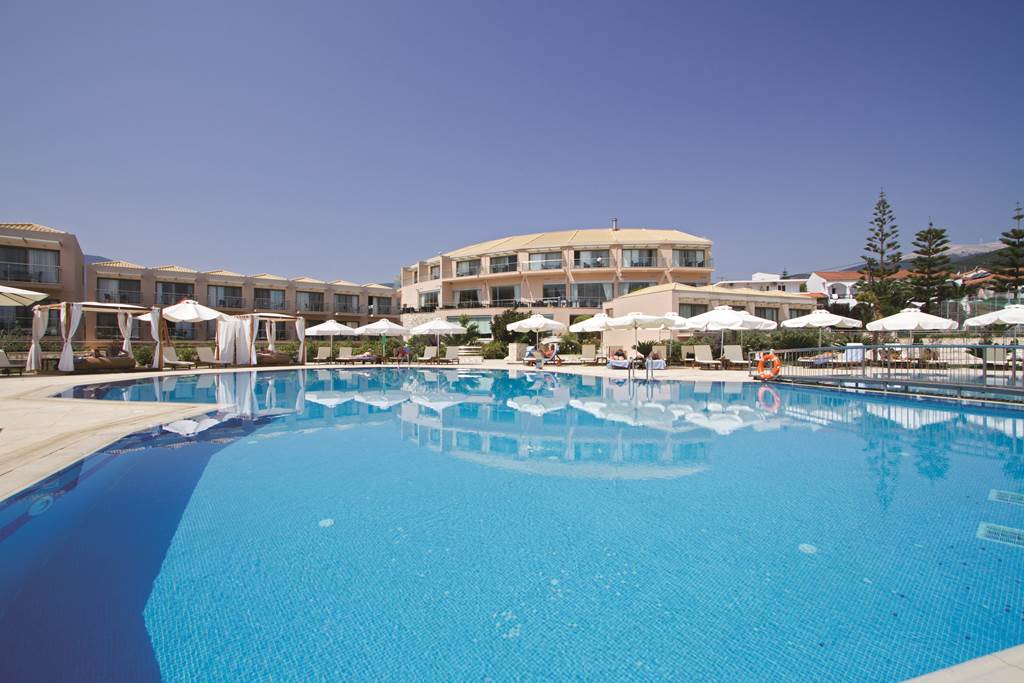 family friendly hotel kefalonia