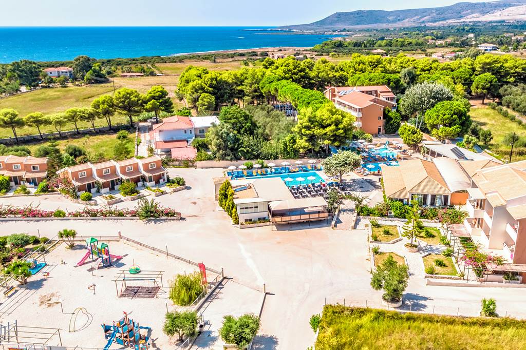 family friendly hotel kefalonia