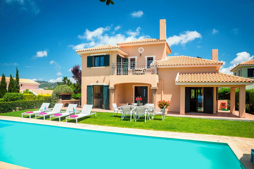 family friendly hotel kefalonia