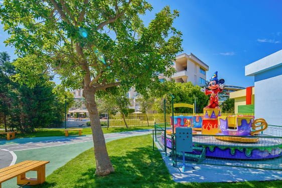 toddler friendly hotel with swim up room turkey