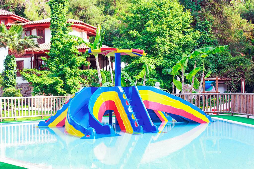 family friendly hotel in turkey with all inclusive plus