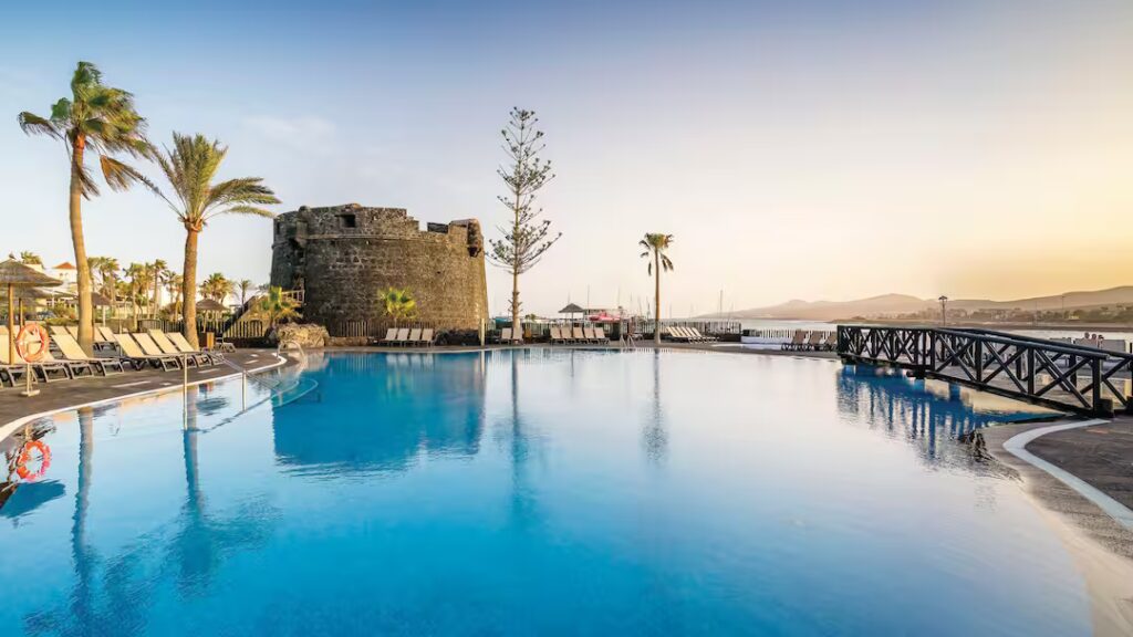 hotel in the canary islands near the beach