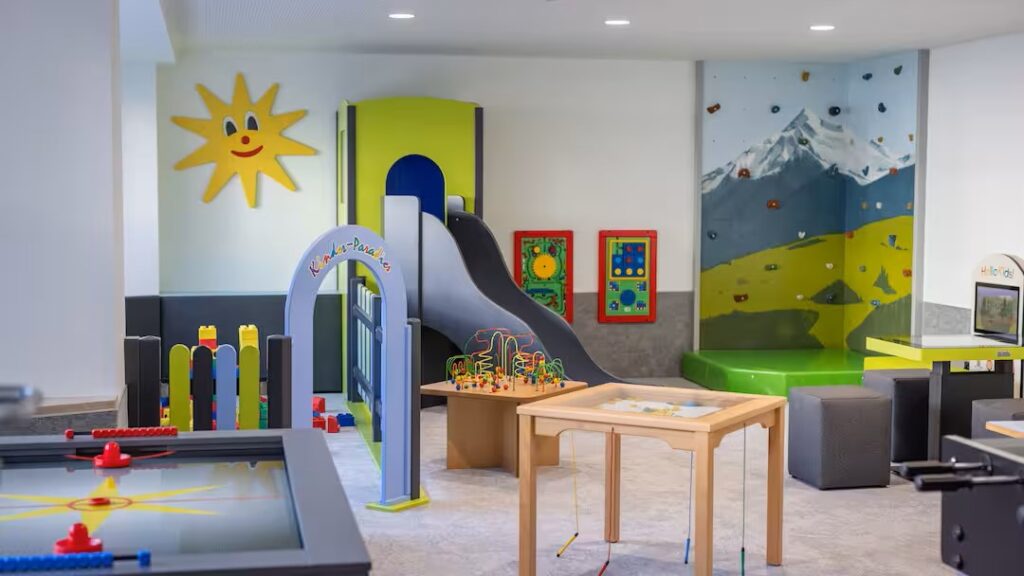 family friendly ski hotel austria