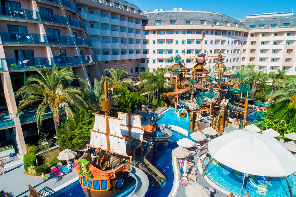 baby and toddler friendly hotel with playground