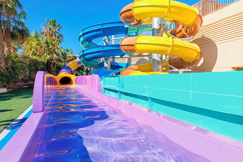 baby and toddler hotel in spain with a short transfer